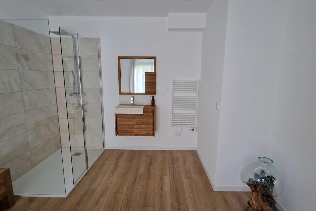 Gite Les Bruyeres Janville  Екстер'єр фото