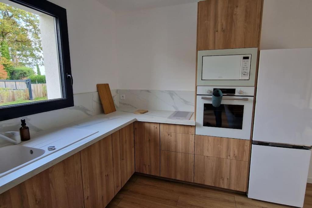 Gite Les Bruyeres Janville  Екстер'єр фото